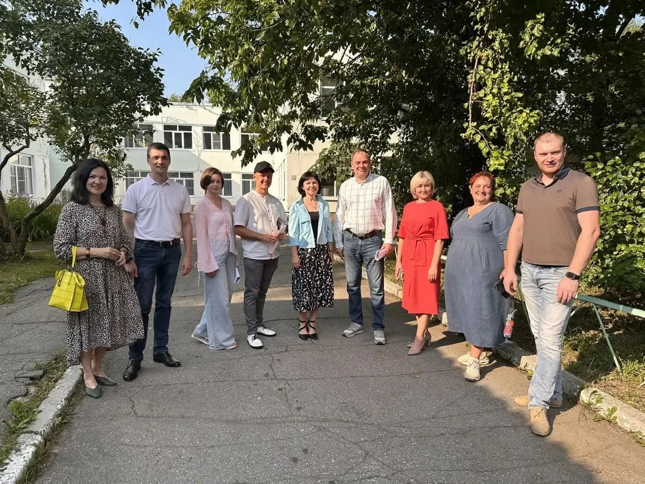 Детский сад № 115 в Череповце готовят к новому учебному году

В здании уже заменили 126 оконных блок
