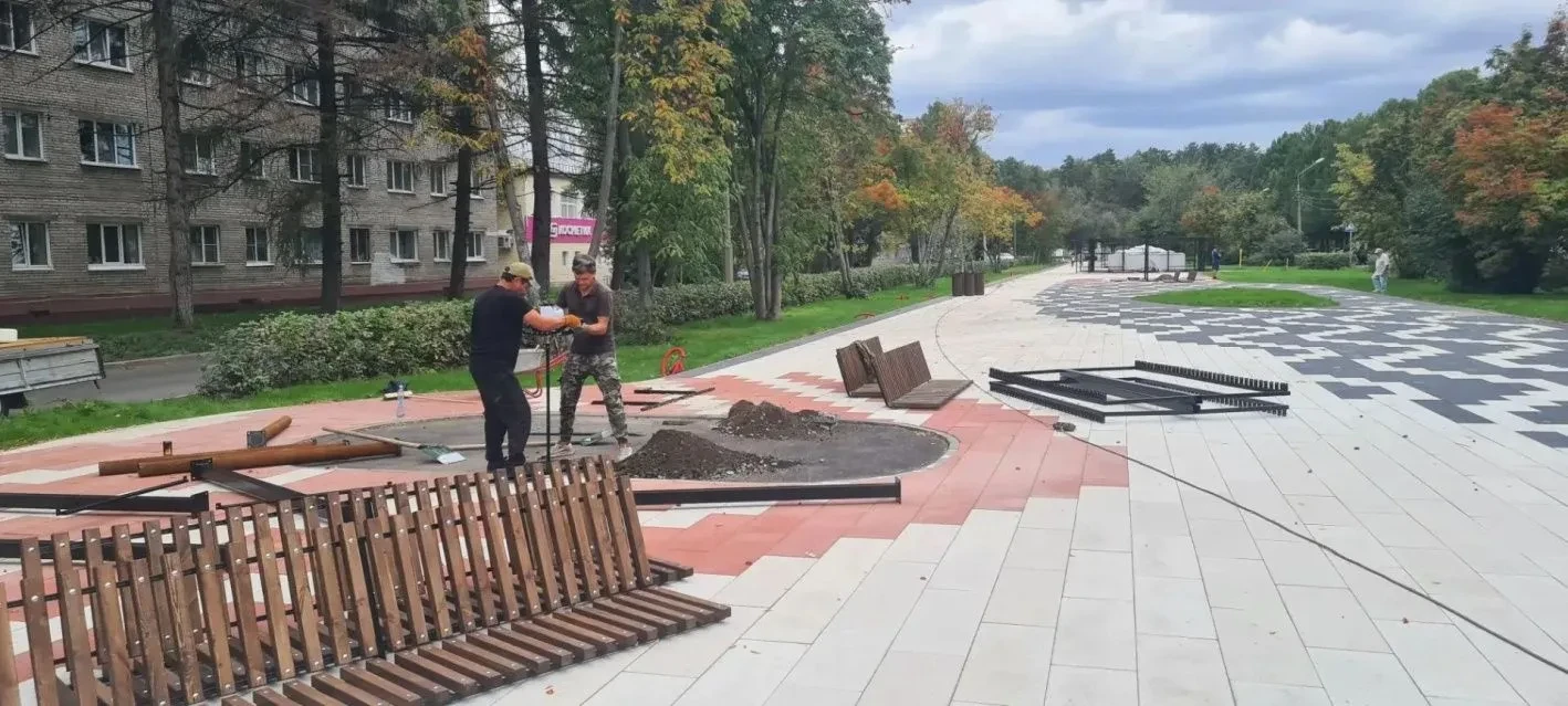 🌳 В Южном продолжают благоустройство аллеи имени А.И. Чепурко