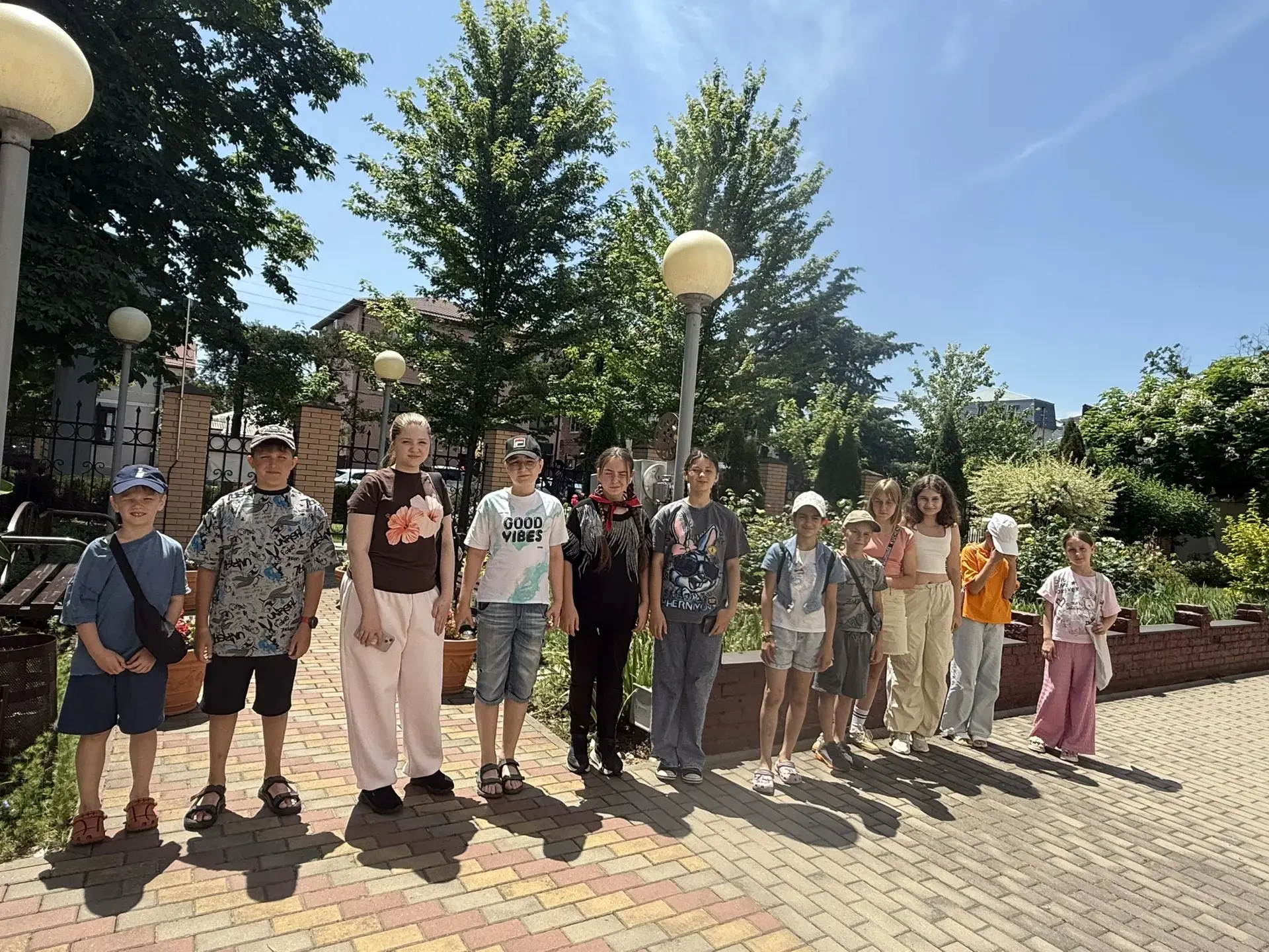 🎬 КИНОПУТЕШЕСТВИЕ ПРОДОЛЖАЕТСЯ: «ЖДУН» В «КУБАНЬКИНО»!

Сегодня обучающиеся Центра развития детей и