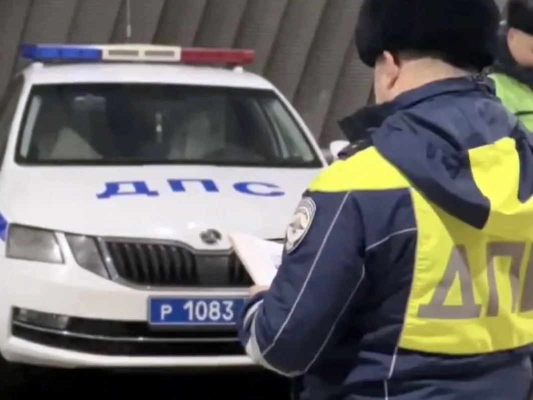 🚓 В Тарусе мужчина попытался дать взятку инспектору ГАИ и получил штраф