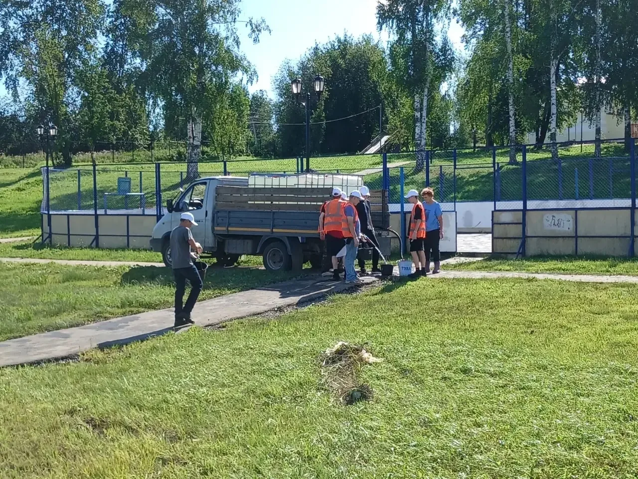 В связи большим паводком и разливом реки Ляля пострадал и городской парк города🏞️. На ...