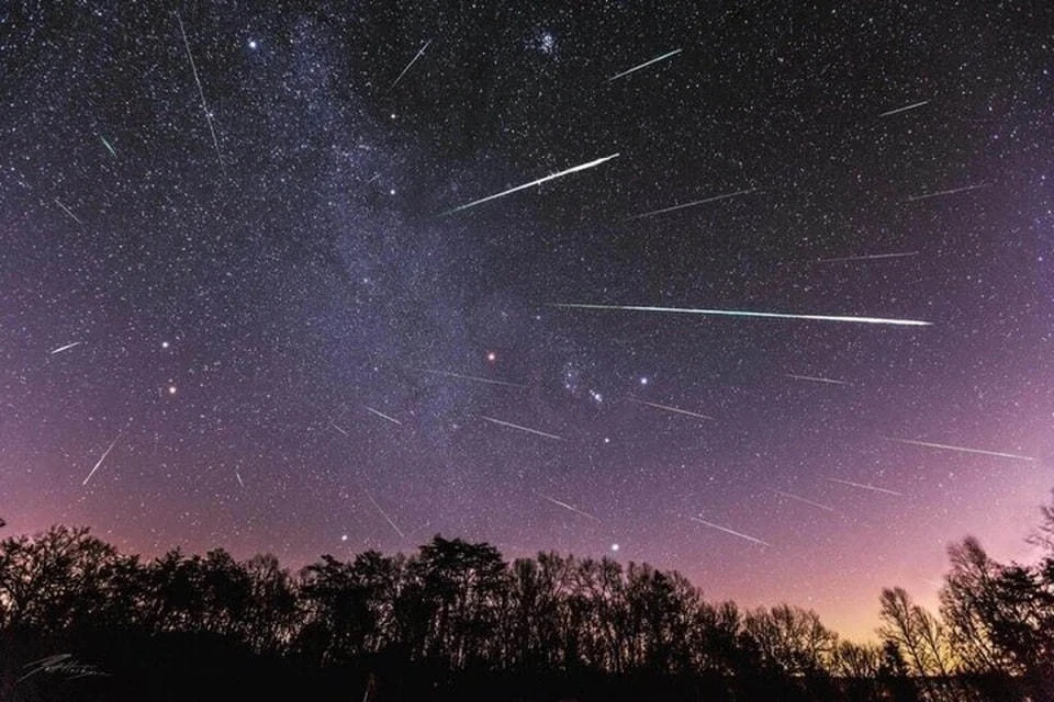 🤩💫Жители Приморья через несколько дней смогут наблюдать в небе звездопад Лириды  Наблюдать один из с