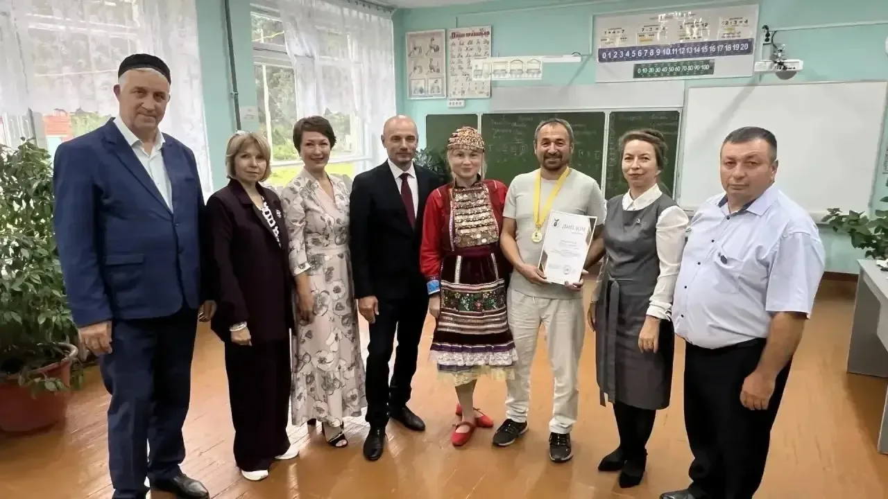 🍯 Иглинский мёд завоевал два призовых места в конкурсе «Медовая палитра»