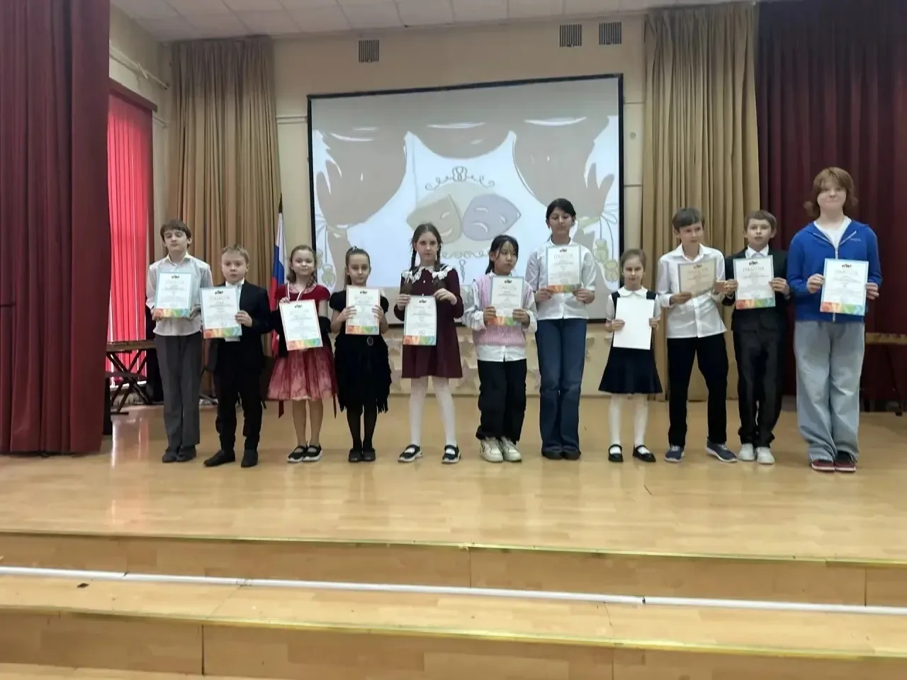 🏆 Чемпионат искусств «Будь ярким! Будь в теме!»  📍Новаторов, 34к1 📍Новаторов, 34к2  🎊В наших корпуса
