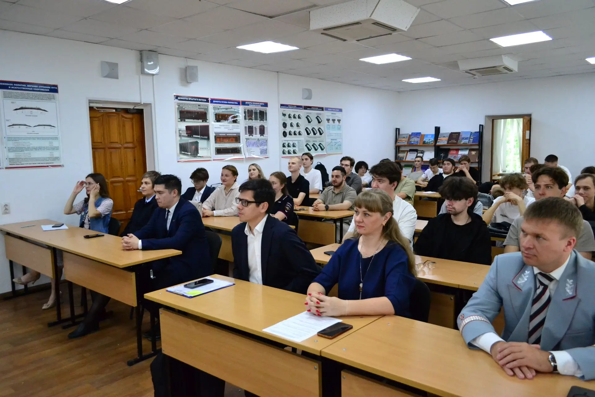 📚 В филиале УрГУПС в Тюмени прошла научно-практическая конференция «Патриотическое воспитание через