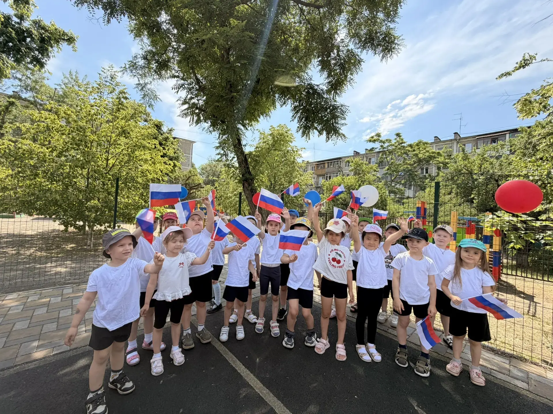 12 июня наша страна отмечает важный праздник — День России! 🤍💙❤️
В нашем детском саду мы постарали