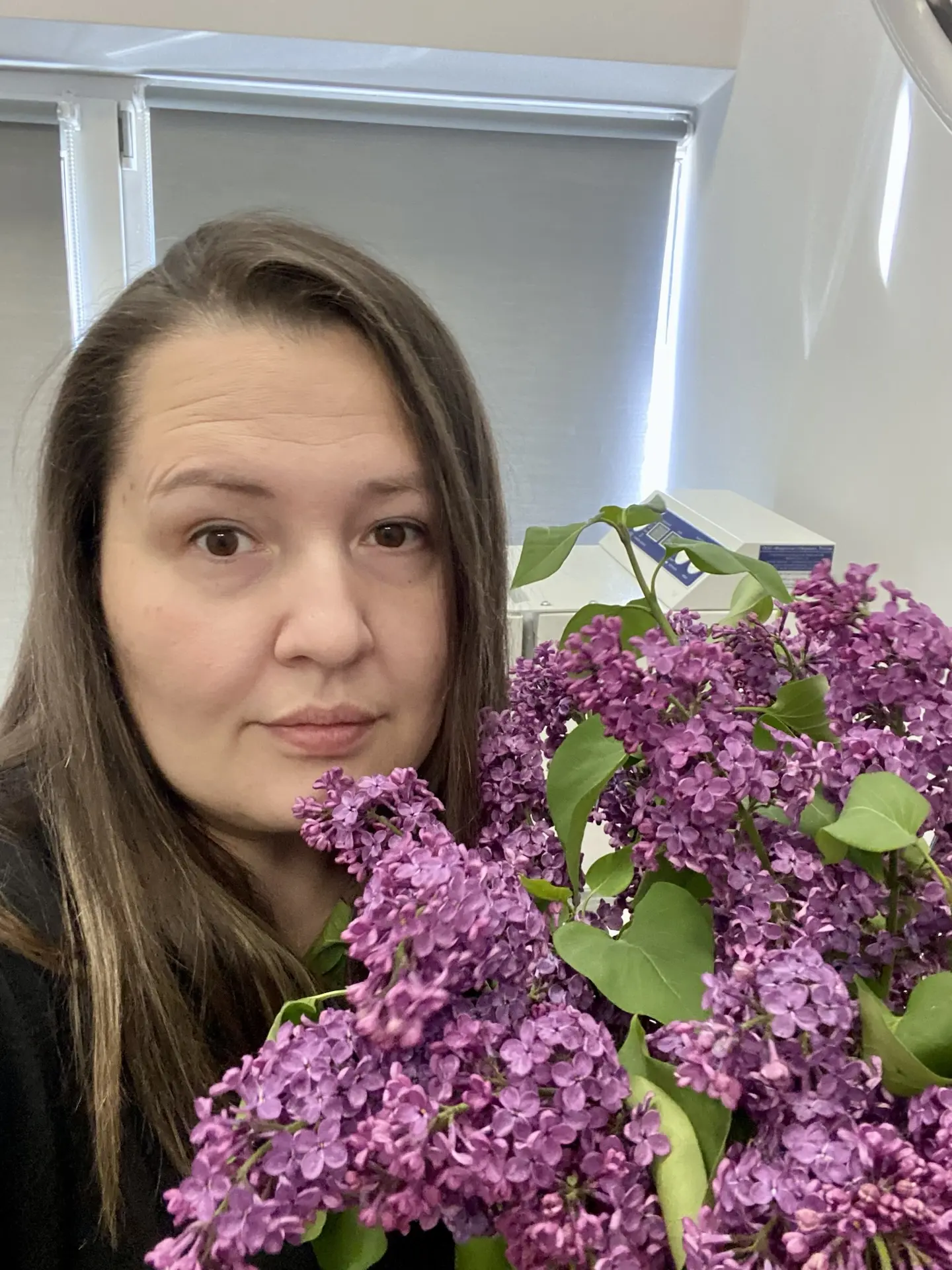 …Ты пахнешь как любовь