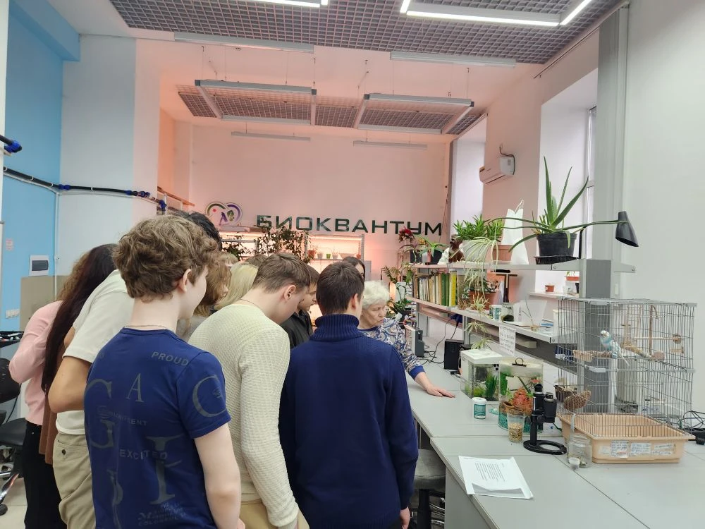 В рамках проекта "Квант знаний" 01.04.2026 ребята Романовской школы посетили детский технопарк "Кван