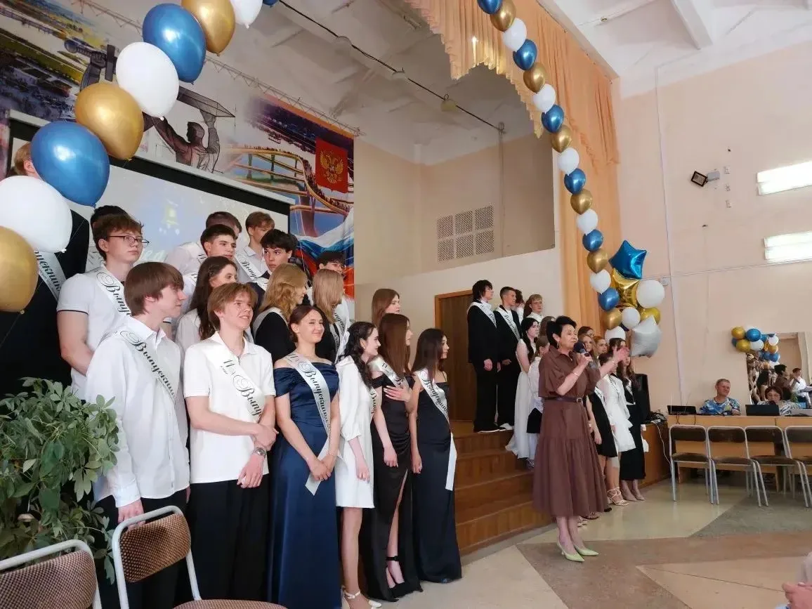 🎓🔔26 мая в нашей школе прозвенел особенный звонок — последний школьный звонок для наш...