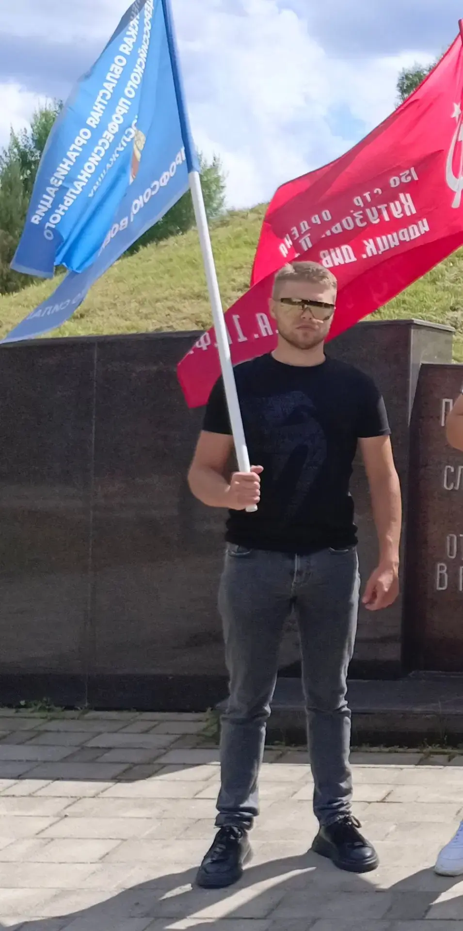 Сегодня свой день рождения отмечает активный член СОО ОПСВ Меркушов Денис Альбертович.