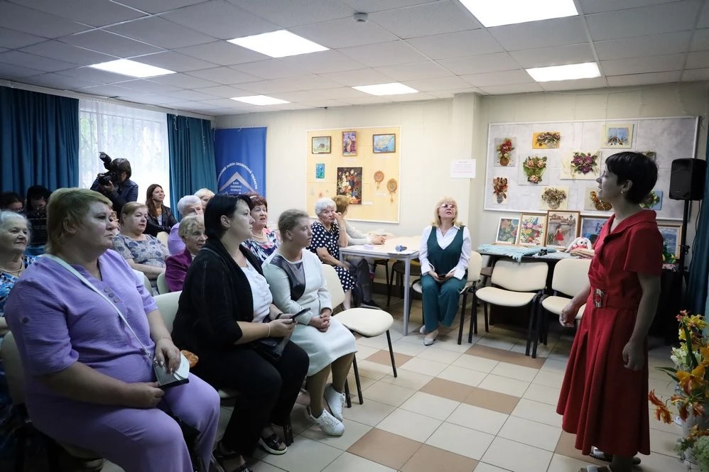 Под небом единым: в Сафоново отметили Год единства народов России
🎉В Клубе золотого возраста состоя
