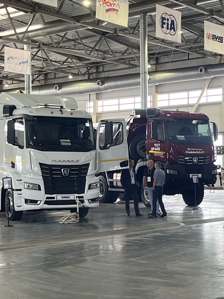🚚 Во вторник, 18 августа, официальный дилер автогиганта – ООО «РУМОС-Комтранс» – провё...