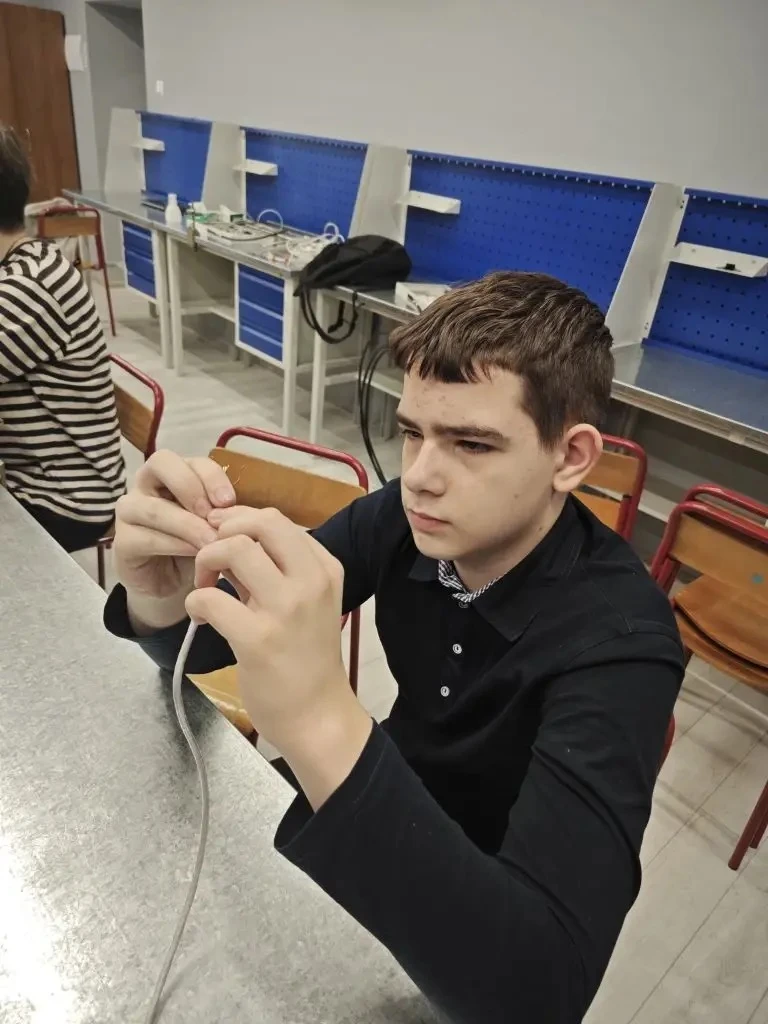Больше, чем просто вайфай: как ловили «супер-сигнал» в 54-м колледже!    Что такое профпробы?  ☑️ Пр