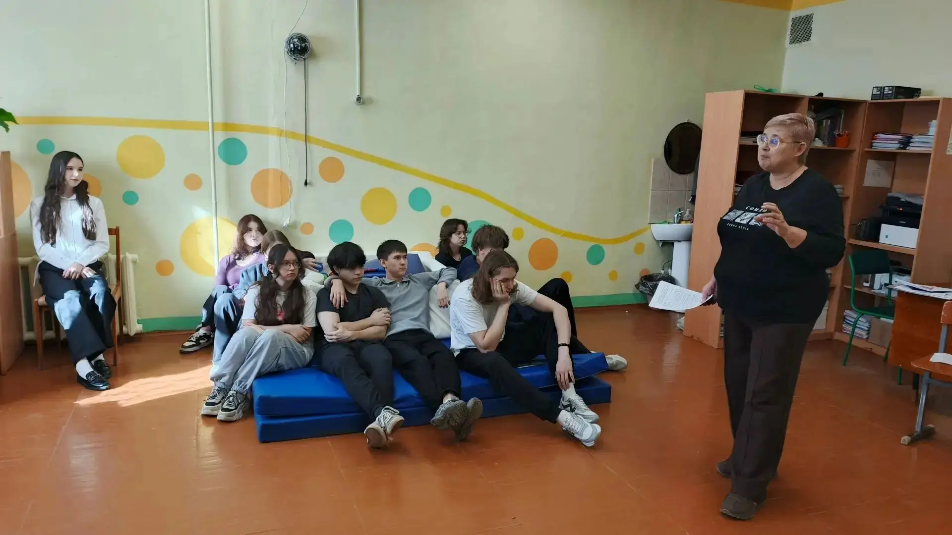 В нашей школе побывали специалисты из центра «Журавушка» и провели для учеников две гру...
