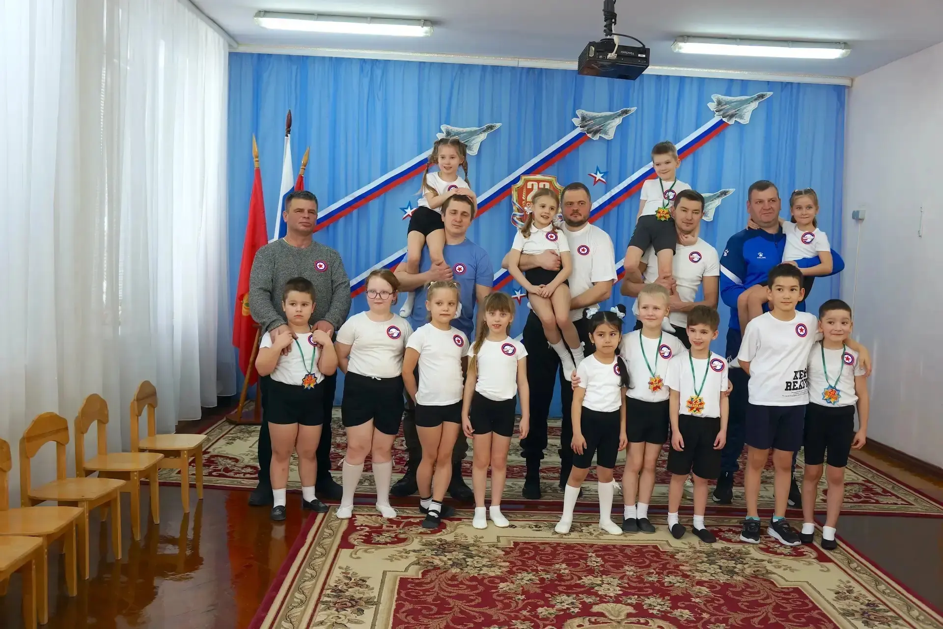 В рамках регионального проекта "Предшкола: стандарт детского сада" на тематической неделе "Театр дет