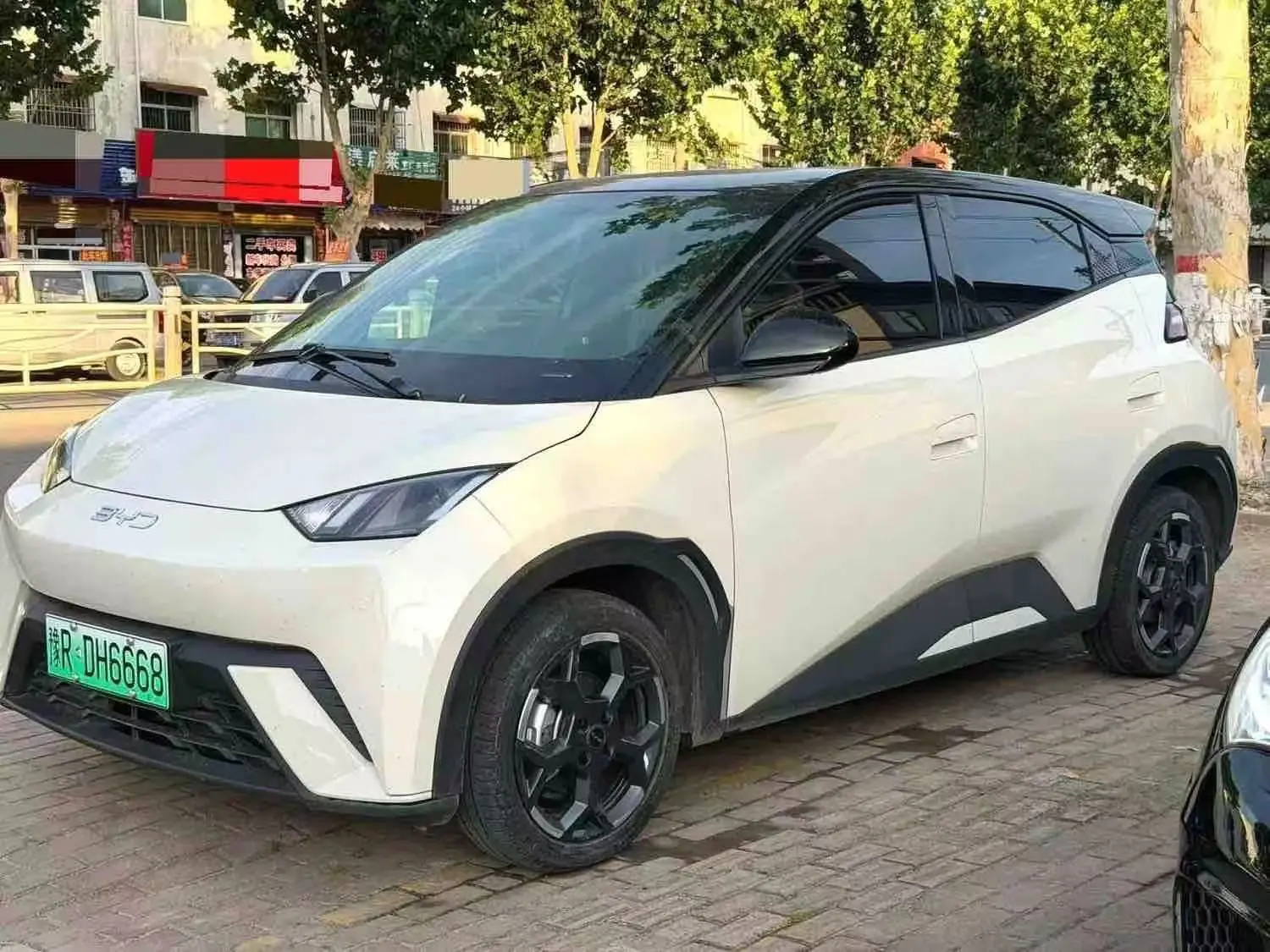 BYD Seagull

Выпуск: 2024.11
Электричка, запас хода 410 км. 
привод 2wd
родной окрас
пробег 25 000 к