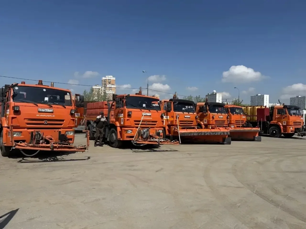 Москва передаст Нашей области ещё 29 единиц спецтехники
