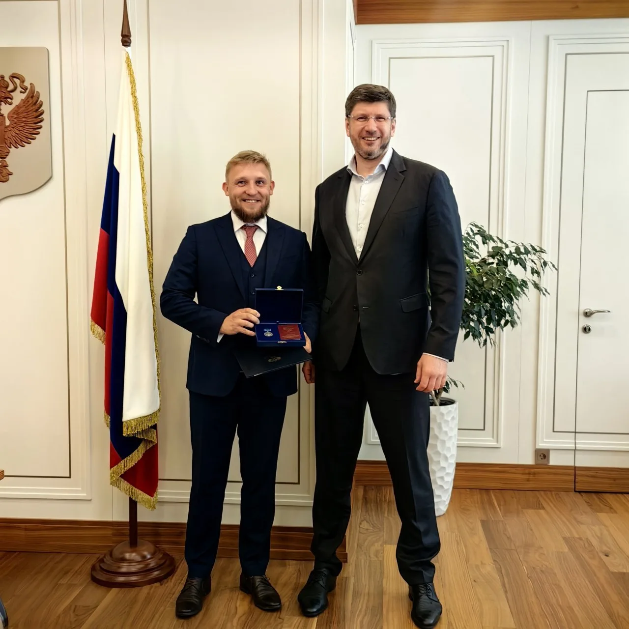 Генеральный директор Фонда развития г. Сергиев Посад Егор Скопенко награжден знаком «По...