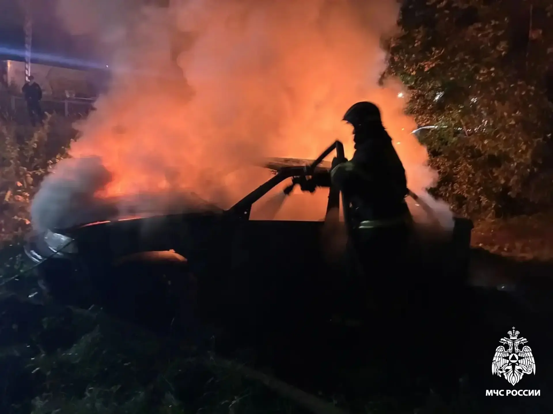 Пожар в автомобиле