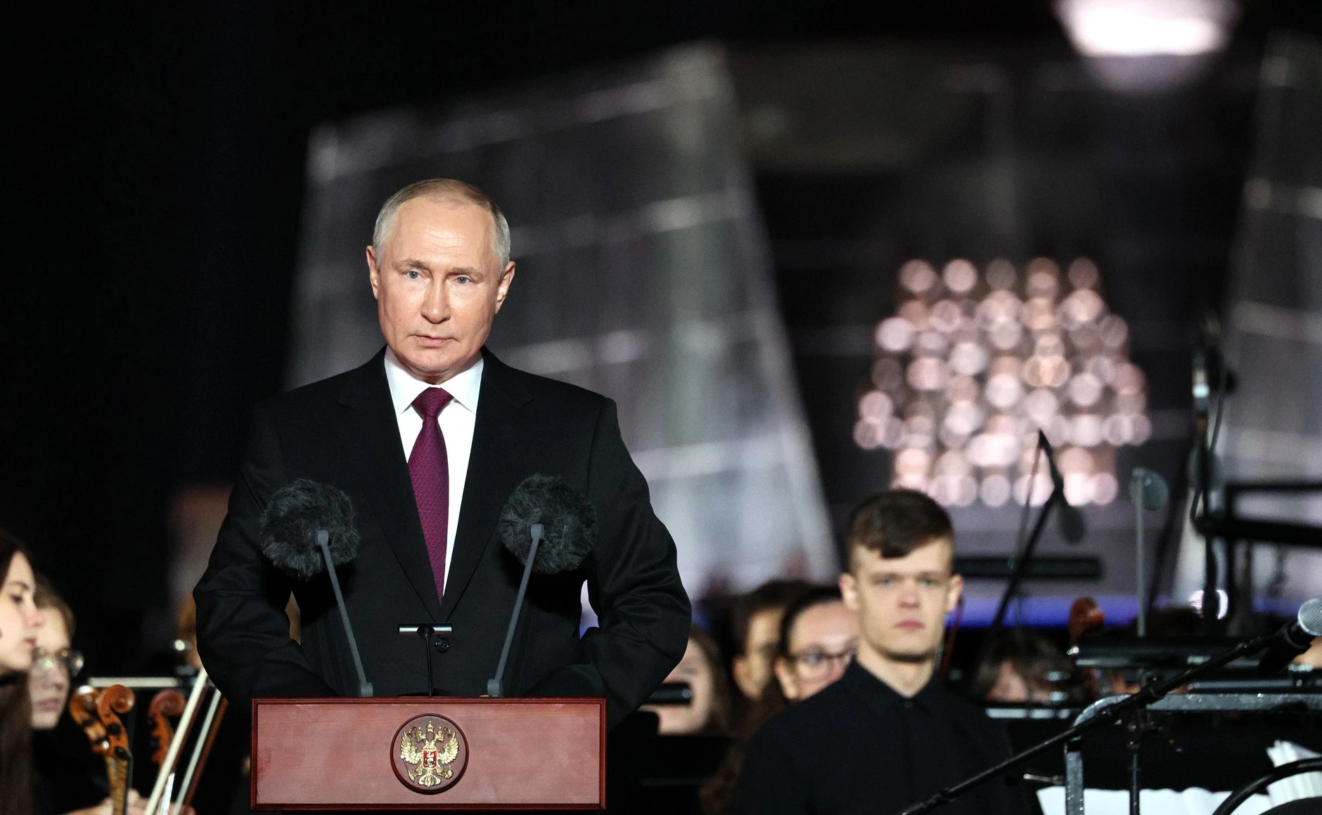 🇷🇺 Поздравляем Владимира Путина с днём рождения! Желаем Президенту России крепкого зд...