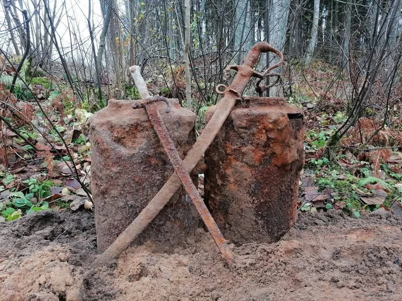 «Трофеи» времен Первой мировой войны копателей в Латвии