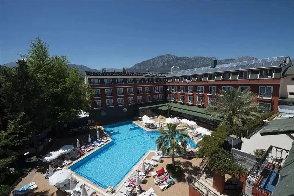 ASDEM PARK 4*
