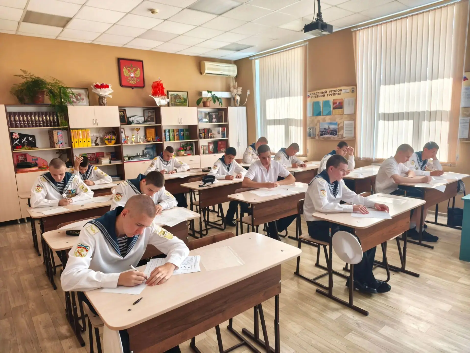 Приёмная кампания в 10-е классы⚓ 
 
📈13 июля прошли вступительные испытания для желающих поступить 