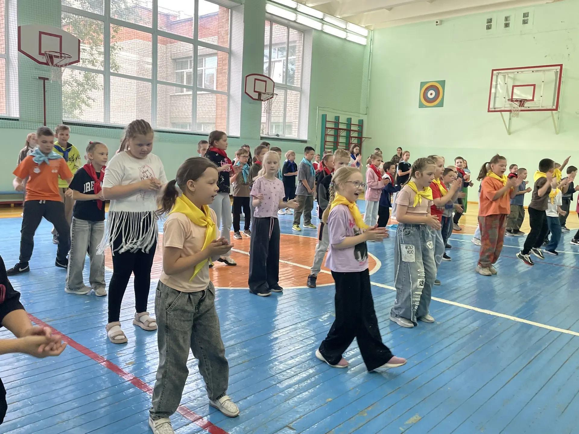 ☀️13 день летней смены «Сурские Орлята: под знаком Единства»☀️

День в нашем лагере начался с бодрой