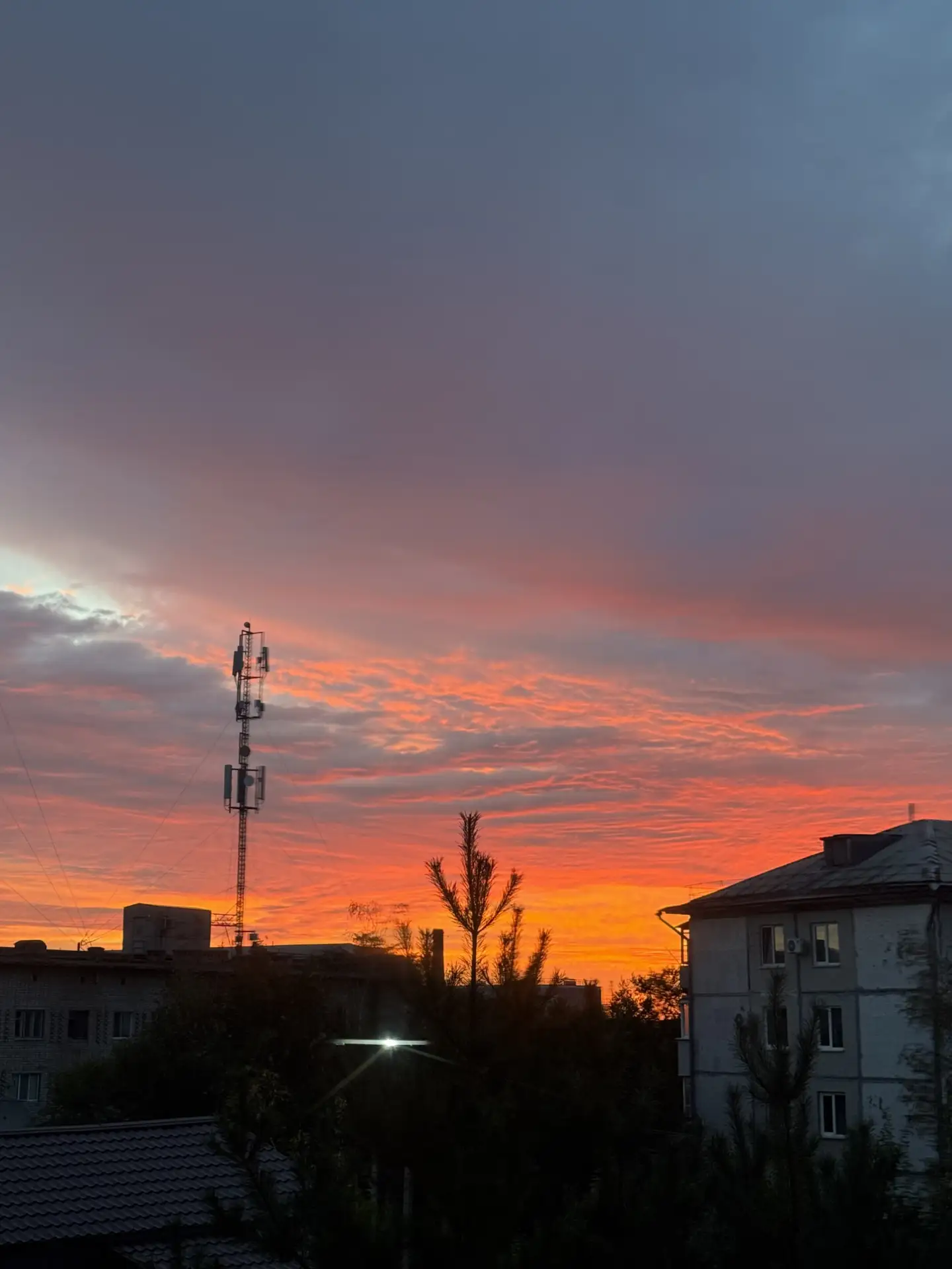 Яркими красками порадовало первое утро осени 🍂🍁🍂