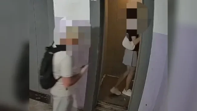 ❗В Тюмени Следственный комитет разыскивает мужчину, который приставал к школьнице в лифте дома на ул