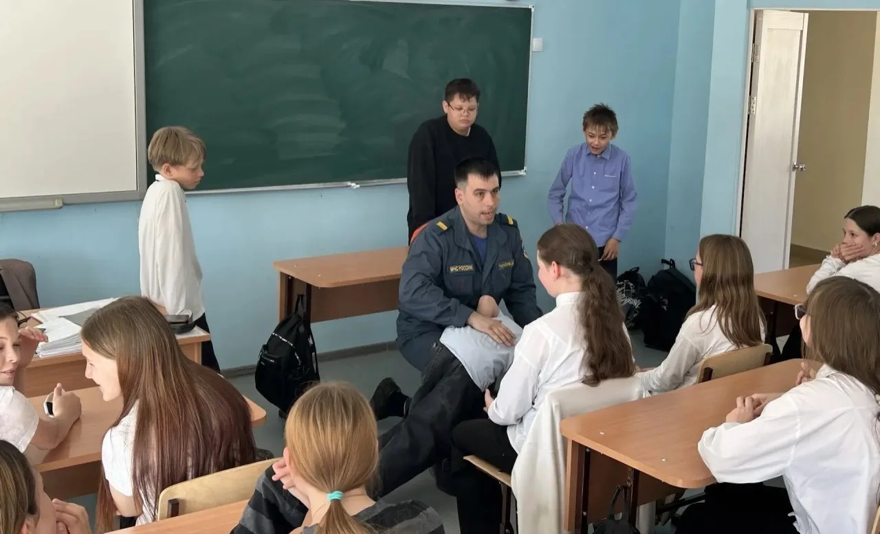 🚦 Лето без риска: сотрудник МЧС из Белебея рассказал шестиклассникам об опасности питб...