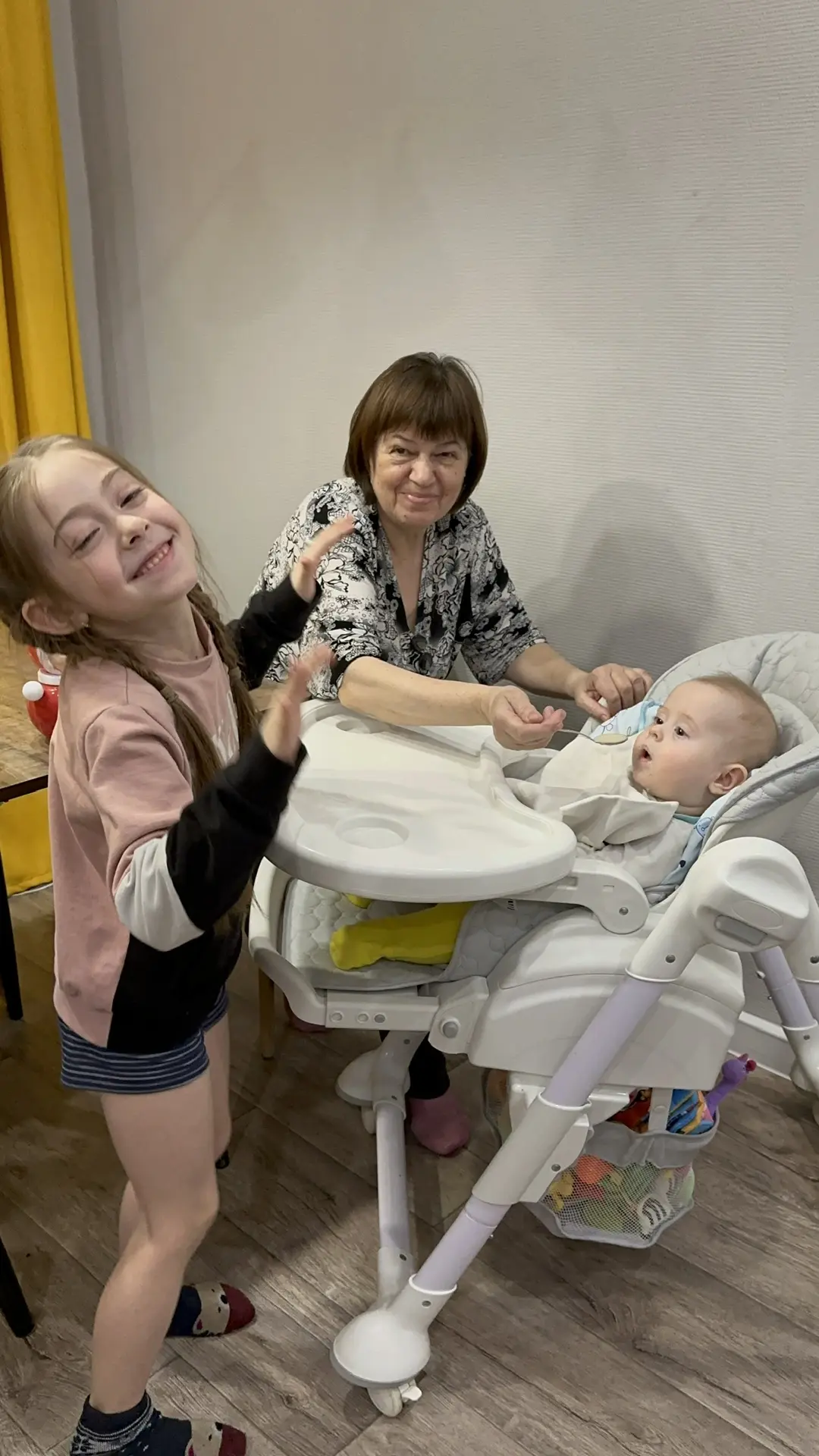 🧒🧑‍👶 РАДОСТЬ БЕЗ ПОДАРКА. Почему важны бабушки и дедушки❓  Знаете, дорогие друзья, многие взрослые ж