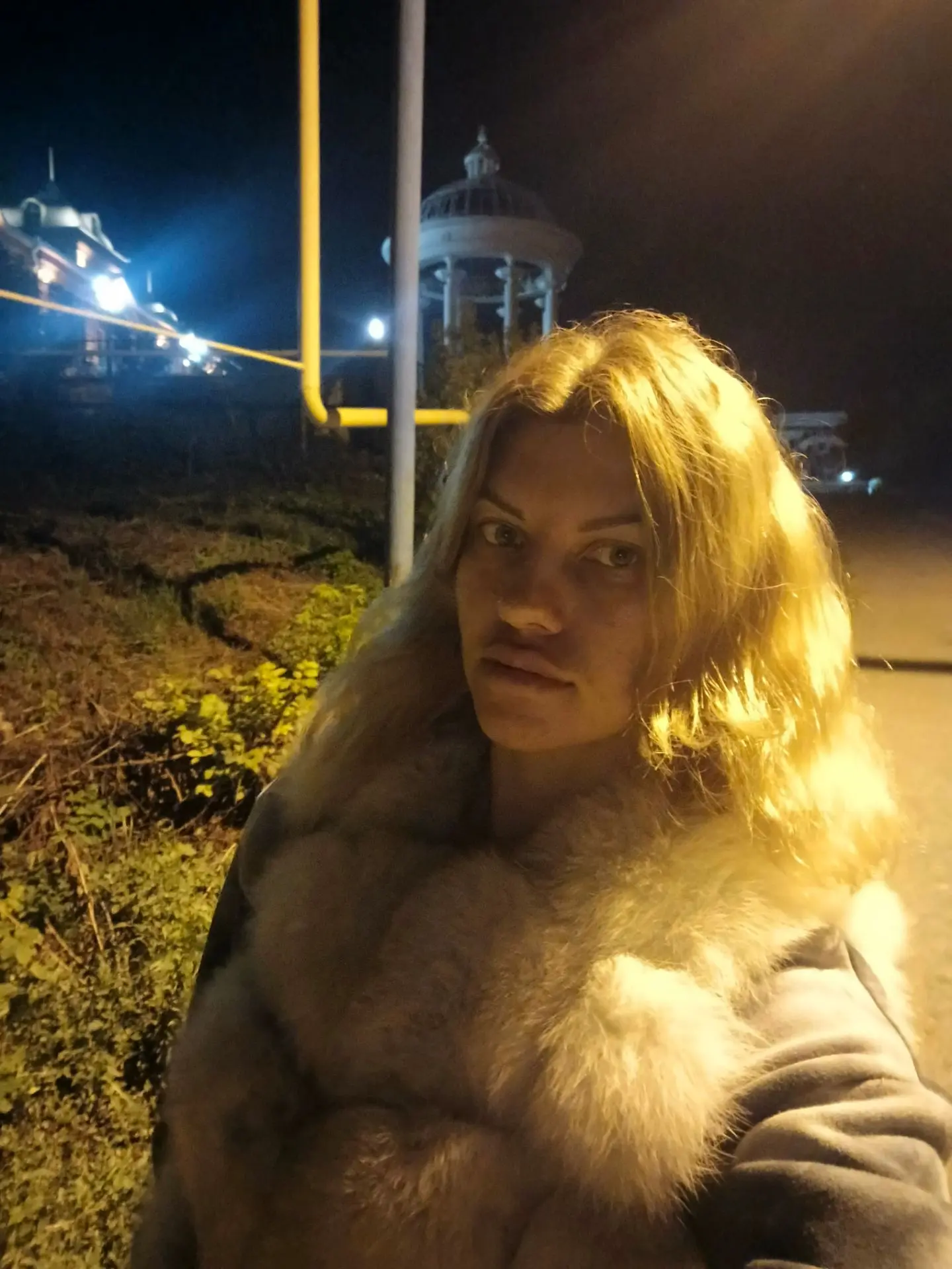 Когда город засыпает, просыпается магия... ✨ Пусть эта ночь станет для вас порталом в м...
