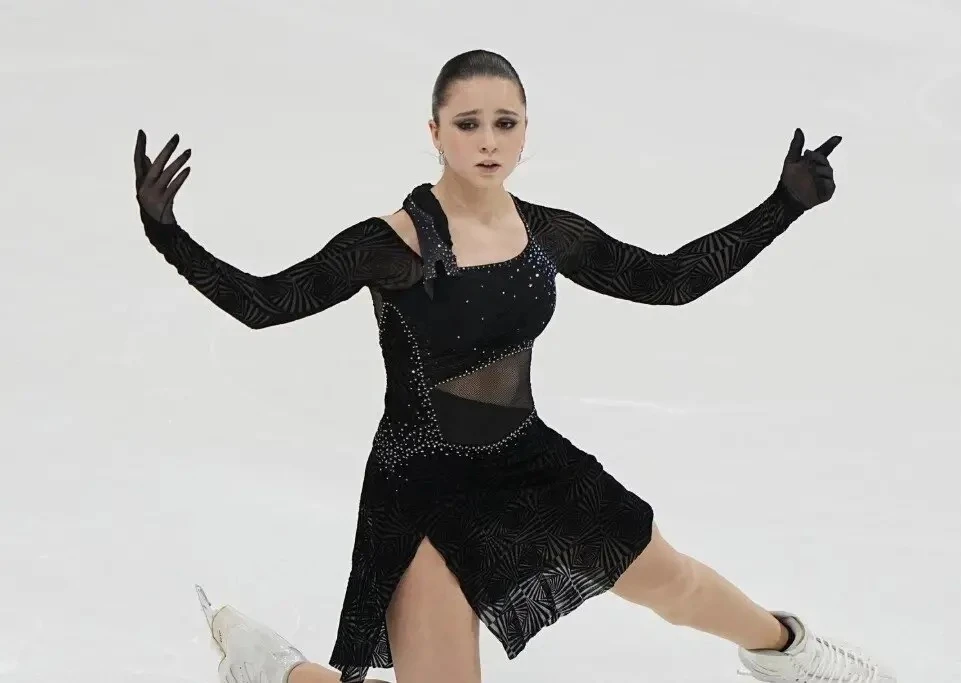⛸ Когда вес обсуждают громче проката  Камила Валиева одна из самых обсуждаемых фигуристок мира, олим