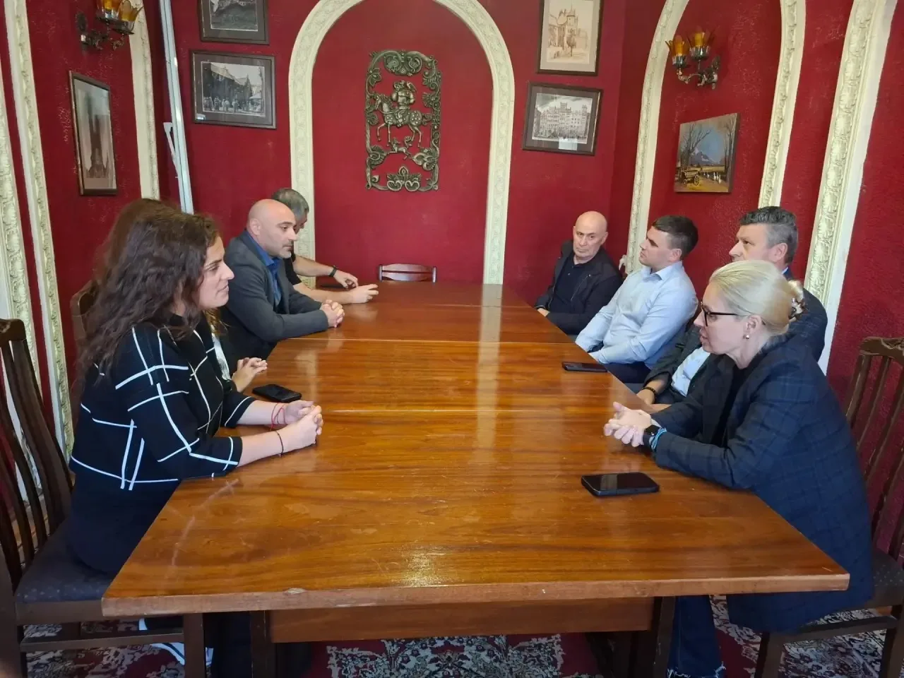 В Доме национальных культур Пятигорска прошла встреча с членами совета Пятигорской осет...