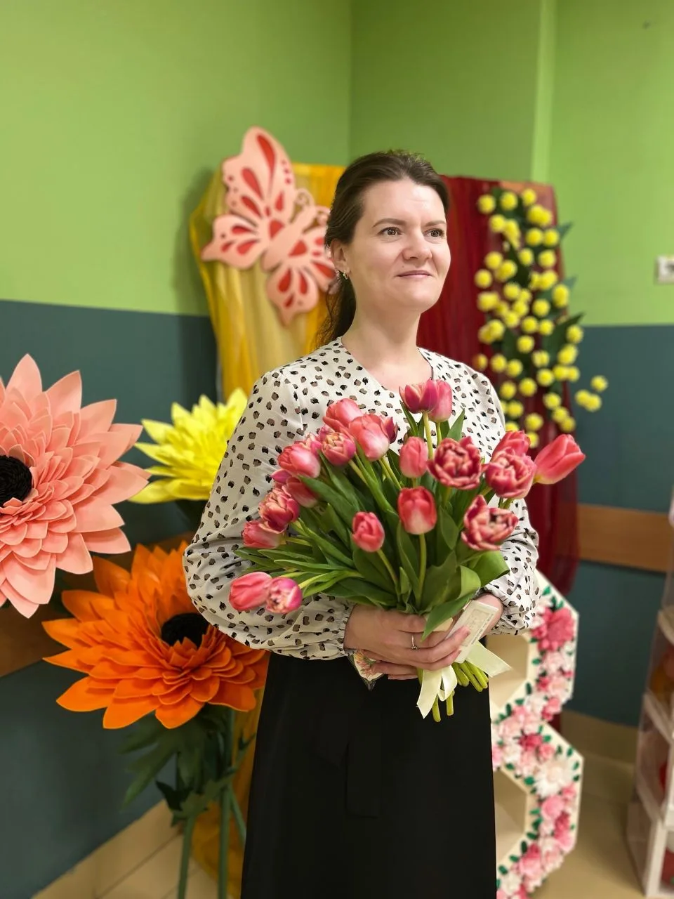 Родители и ученики 1 ‘’Д’’класса выражают благодарность нашему классному руководителю К...