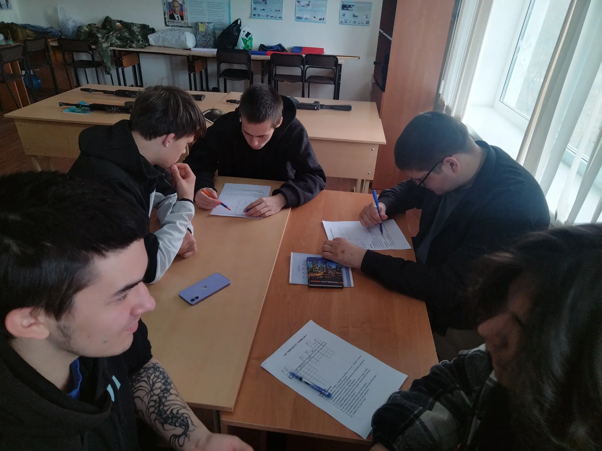🚨🦸‍♂️ Юный спасатель: студенты «Горного техникума» прошли школу безопасности! 🧭⛑️28 ...