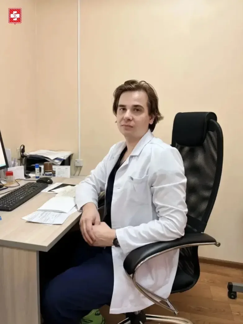 В поликлиническом отделении Вологодской областной офтальмологической больницы новый  вр...