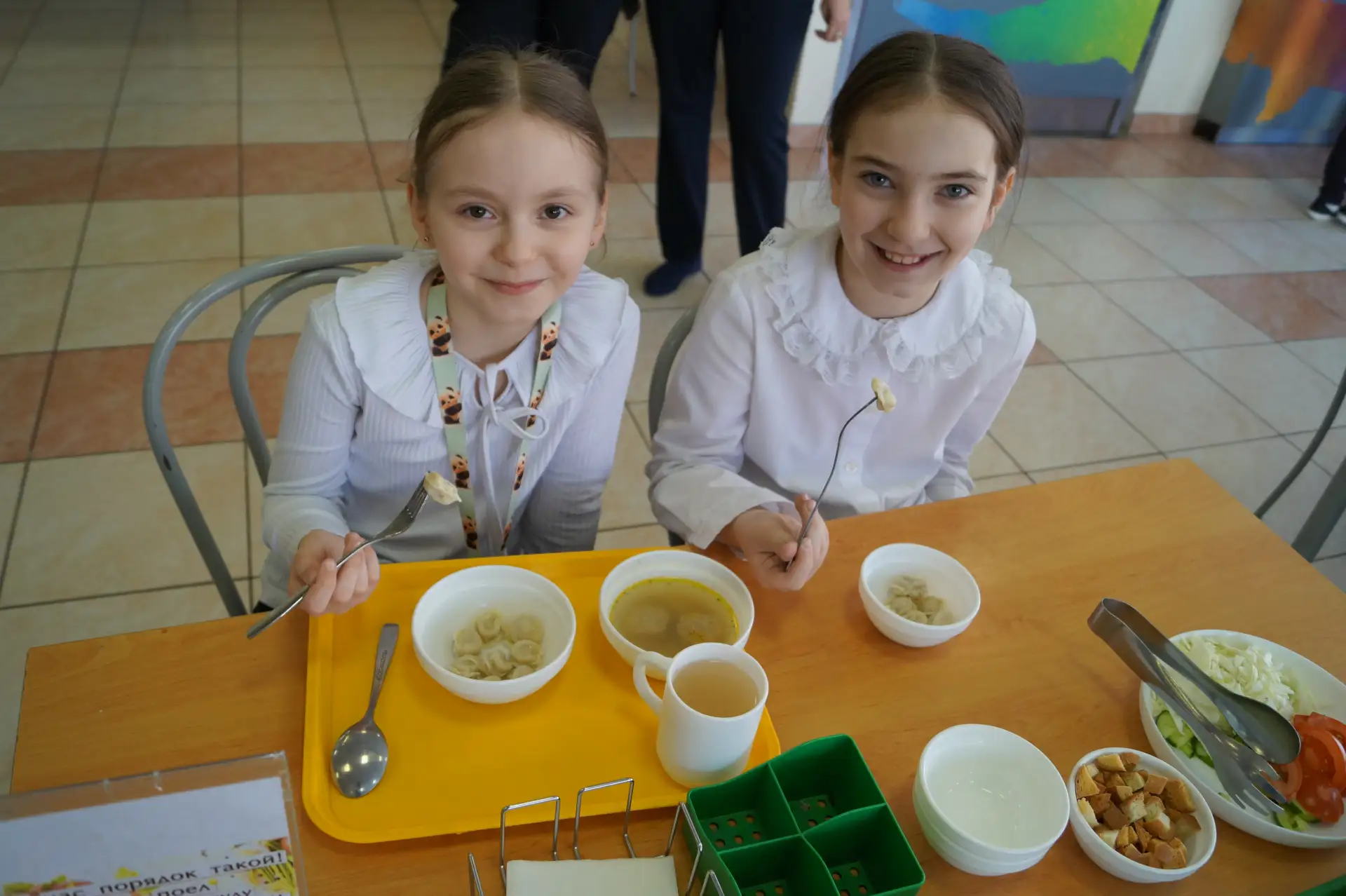 🥟 Пельмени — любимый обед наших учеников!  ❄️ Если вы немного устали от изысканной итальянской фритт