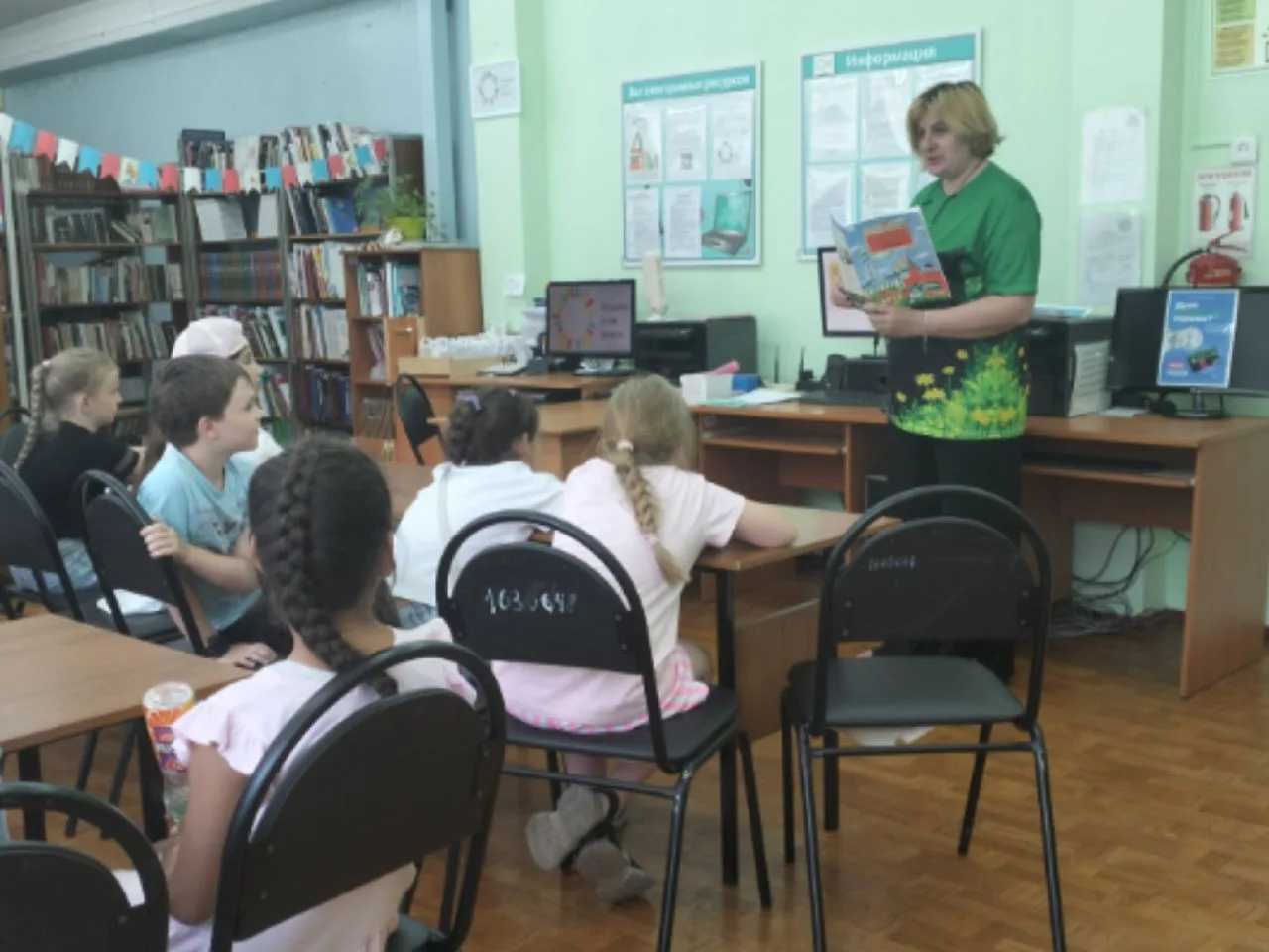 Летние чтения📚

🗺 На очередном занятии участники совершили виртуальное путешествие по Туле, изучив