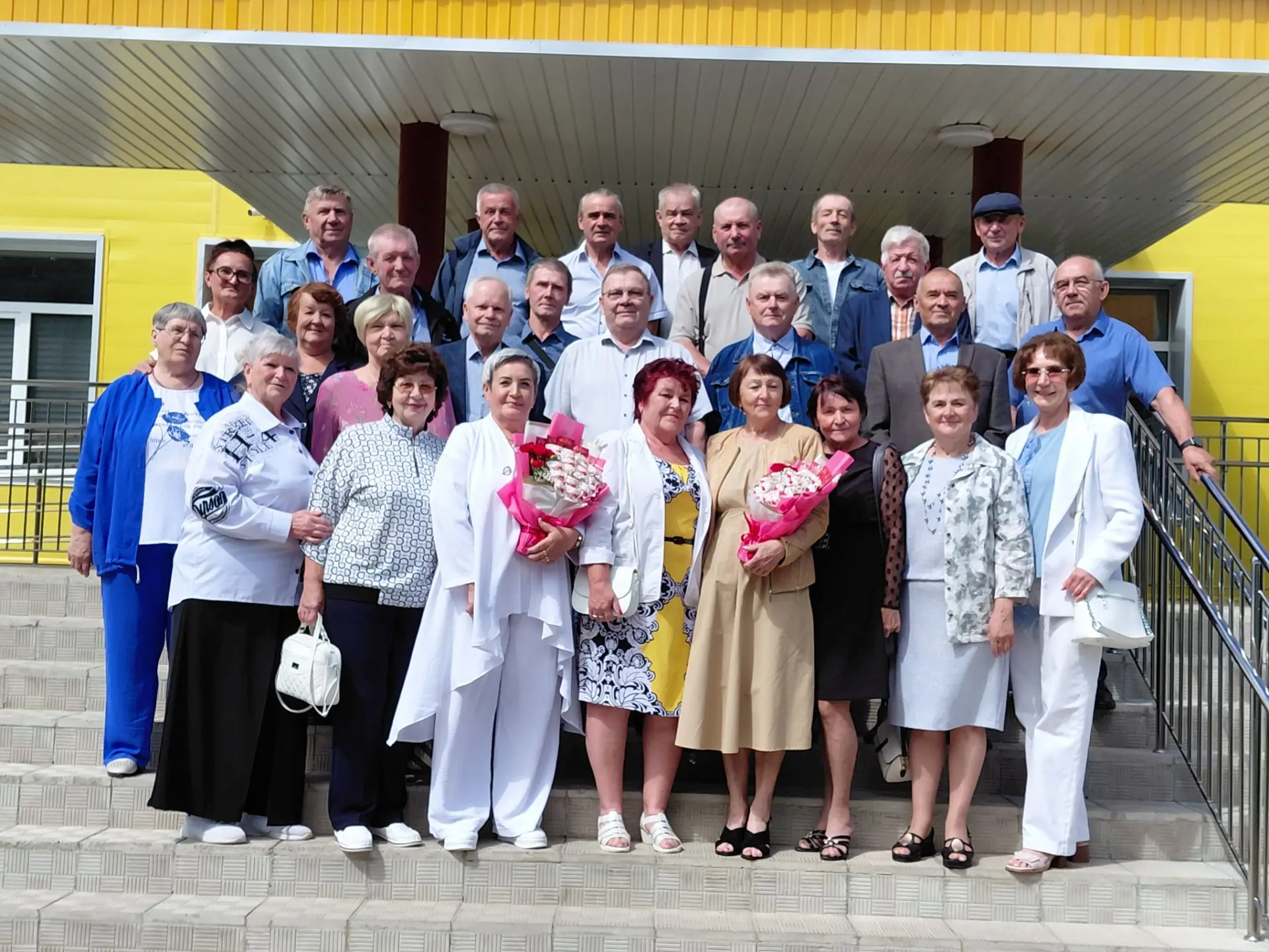 Золотой выпуск 1976 года: 50 лет спустя – сердца полны!
Сегодня школа вновь распахнула объятия для с