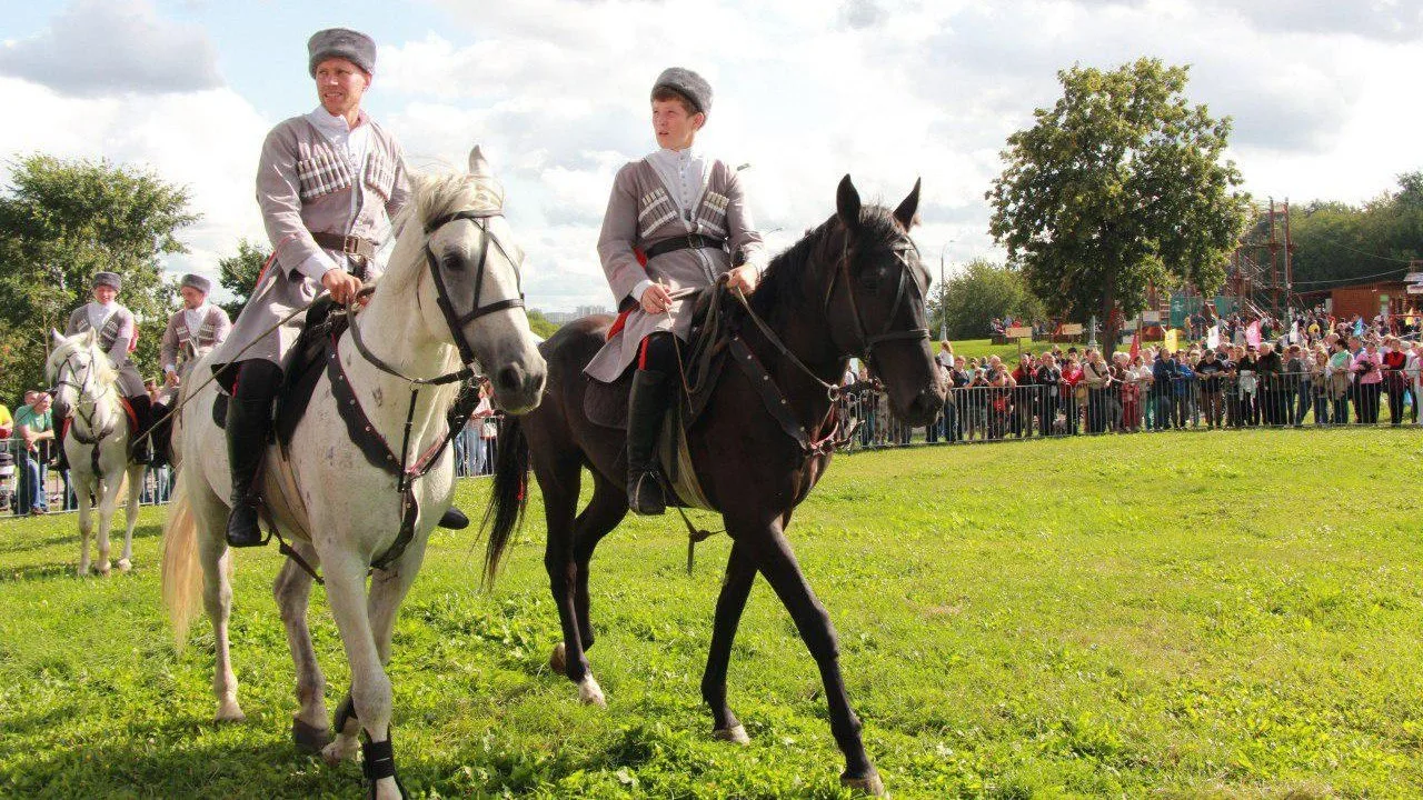 🐎Идея для поездки за город: в усадьбе Тараканово пройдет праздник «Казачья слава – зем...