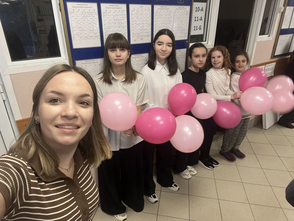 ВОЛОНТЕРСКИЙ ОТРЯД «ХРАНИТЕЛИ»  🎉 В нашей школе активно работает волонтерский отряд «Хранители» — ко