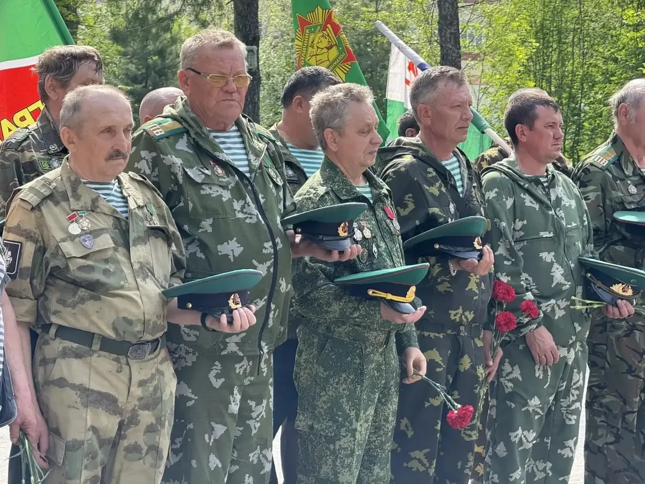 🎉👮‍♂️ День пограничника в парке имени И.В. Коротеева: Праздник мужества и чести! 👮‍♂️🎉