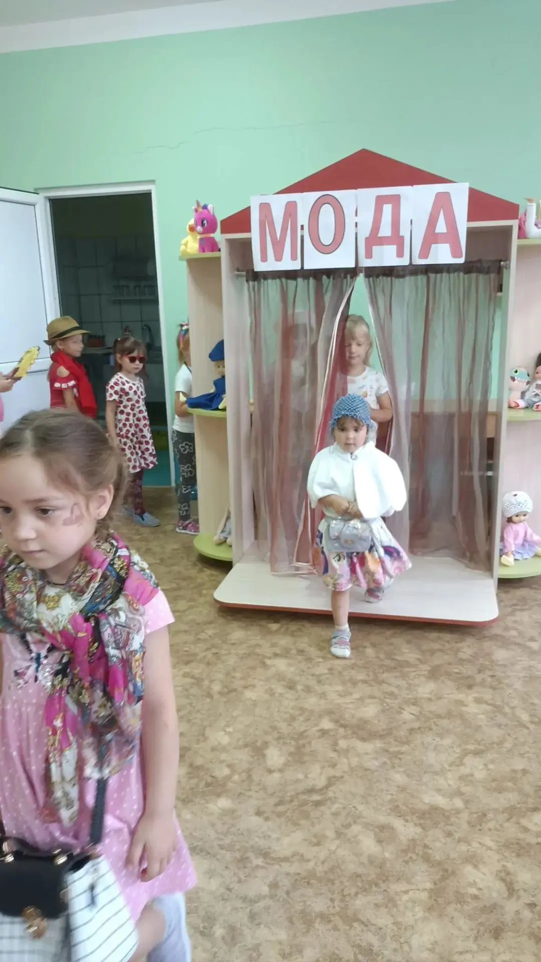 💃🕺Сегодня в нашем детском саду состоялся показ мод! Наши воспитанники с радостью демо...