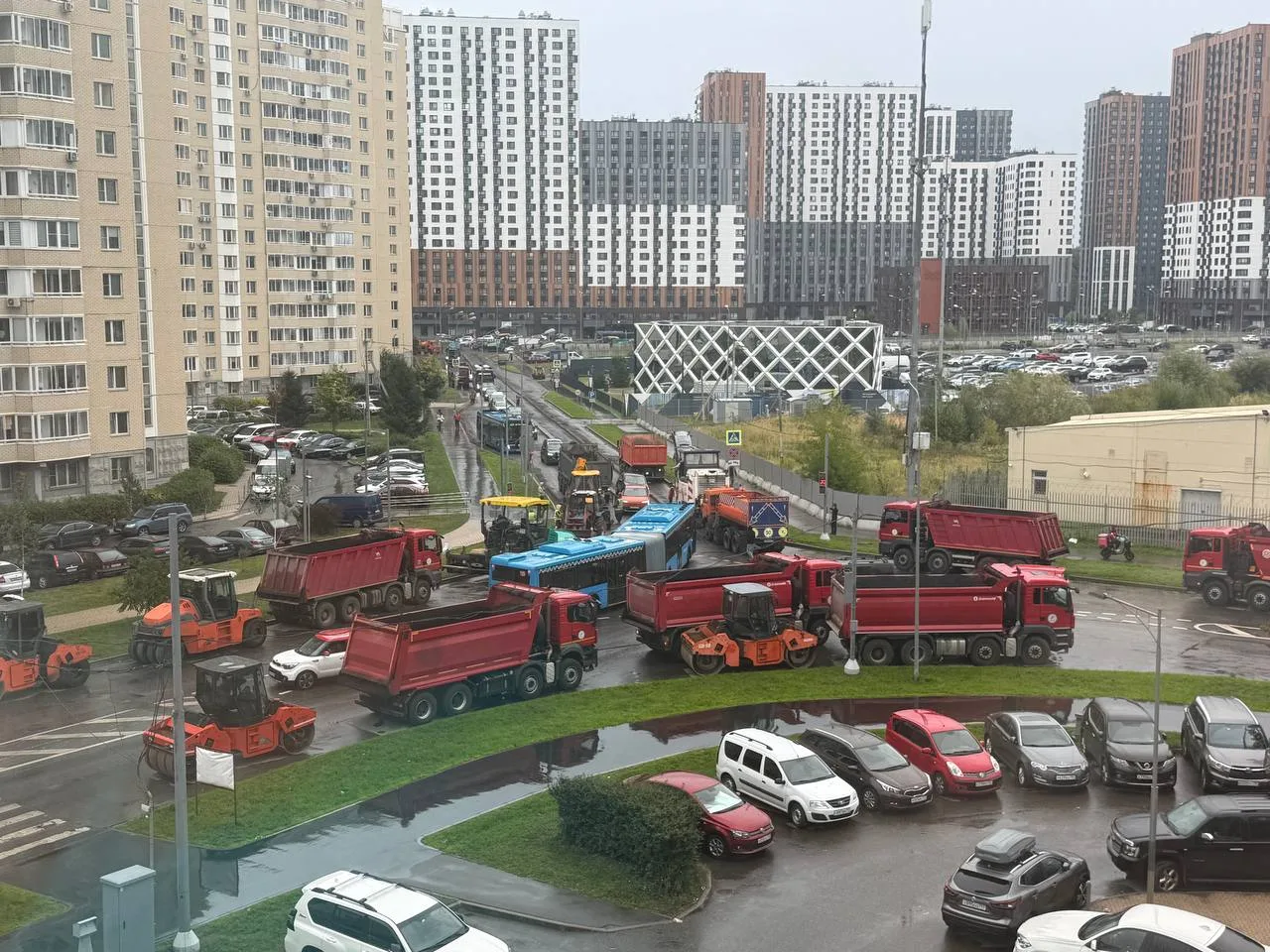 Московский наводнила строительная техника.