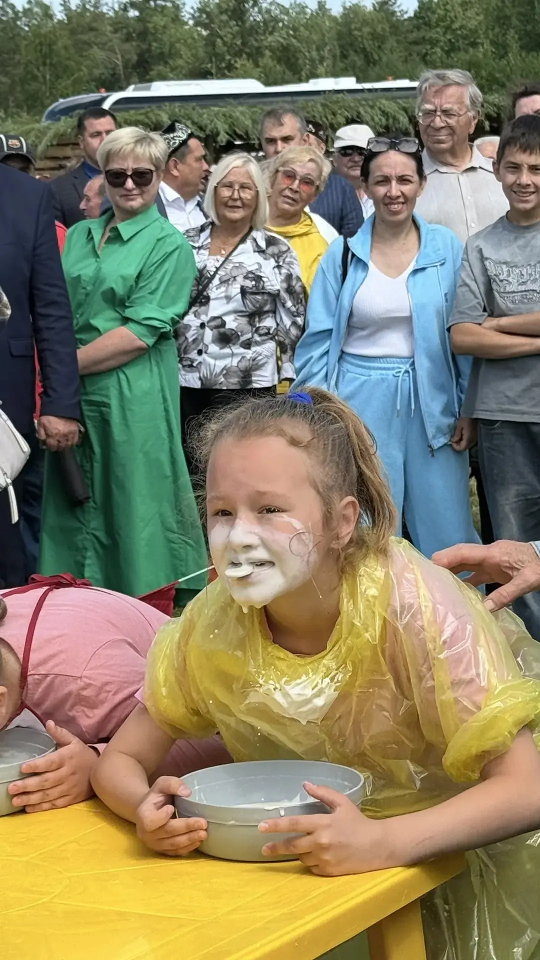 Сегодня в Челнах проходит Сабантуй 

Сабантуй-2026: чак-чак, скачки, куреш и большой концерт 🔥

Гор