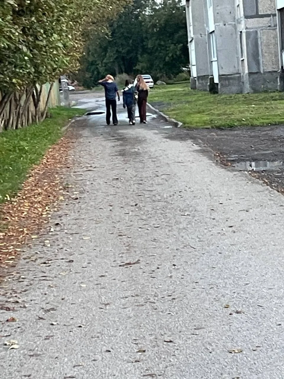 анонимно.