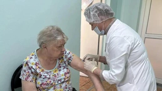 На избирательных участках в Челябинске открыли пункты вакцинации от гриппа