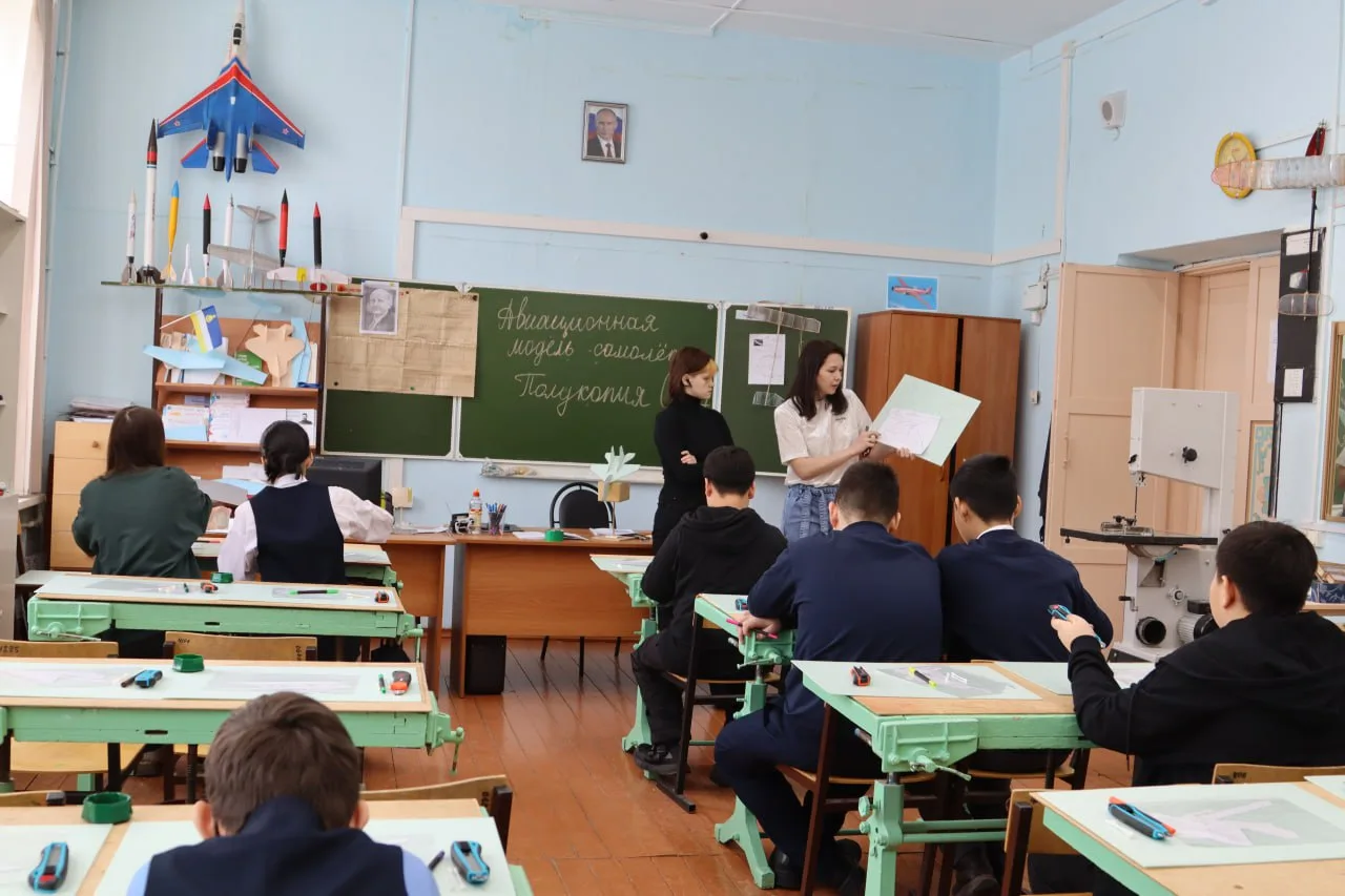 В республике прошла олимпиада по авиамоделированию,  посвящённая памяти Заслуженного деятеля науки Р